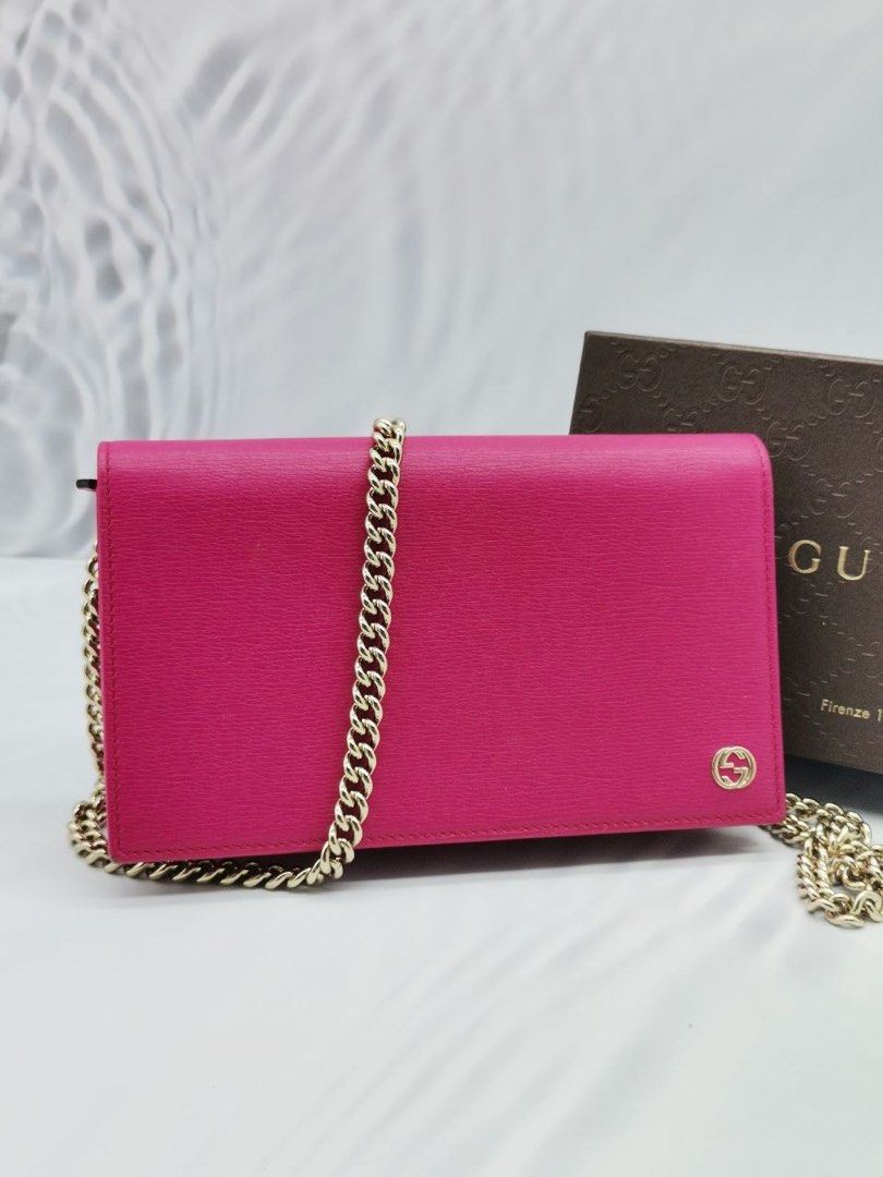 Gucci betty 2025 wallet on chain