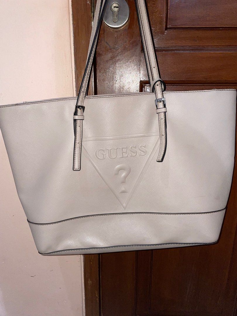 GUESS tote bag, Fesyen Wanita, Tas Dompet di Carousell