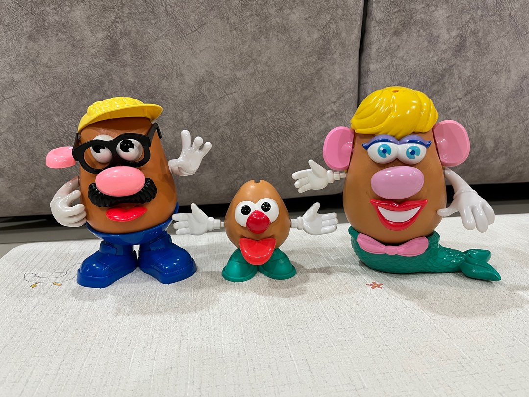 Mr potato family on sale