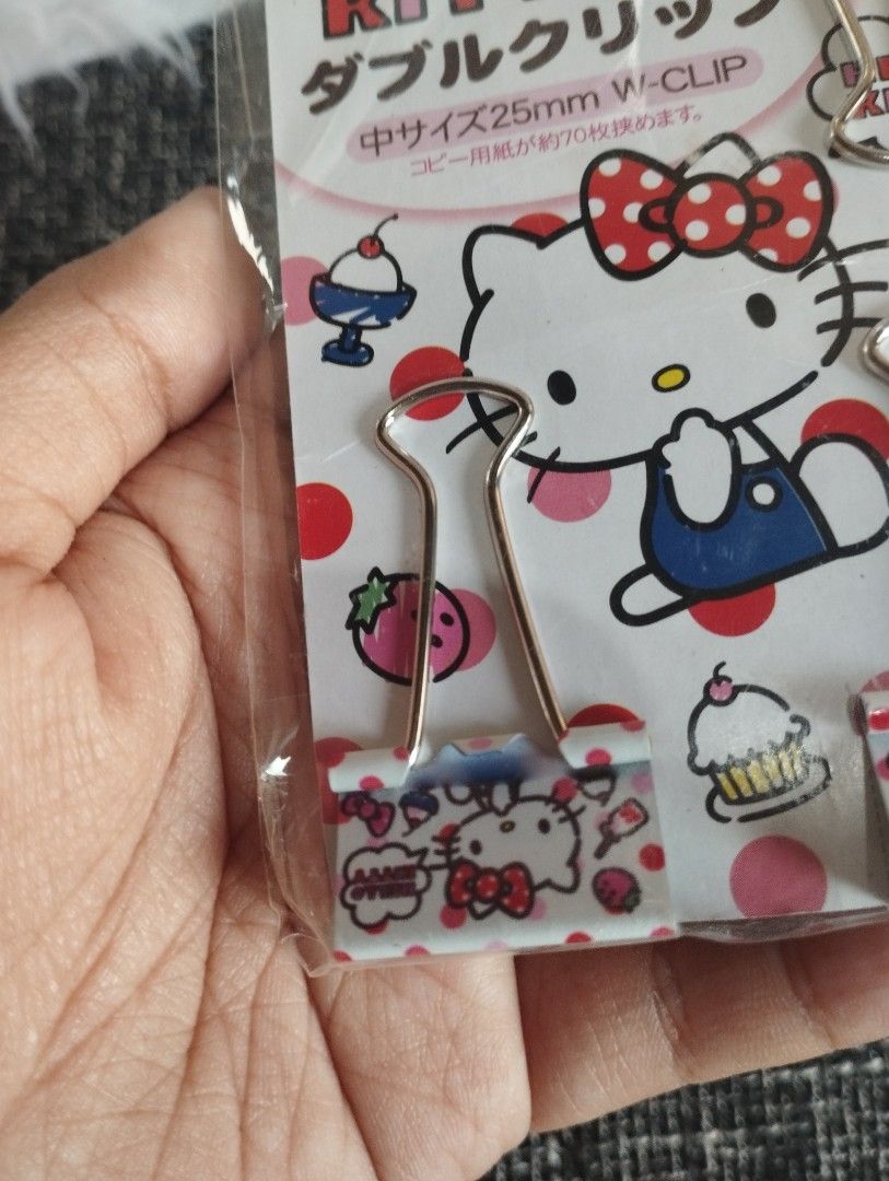 Hello Kitty Paper Clip on Carousell