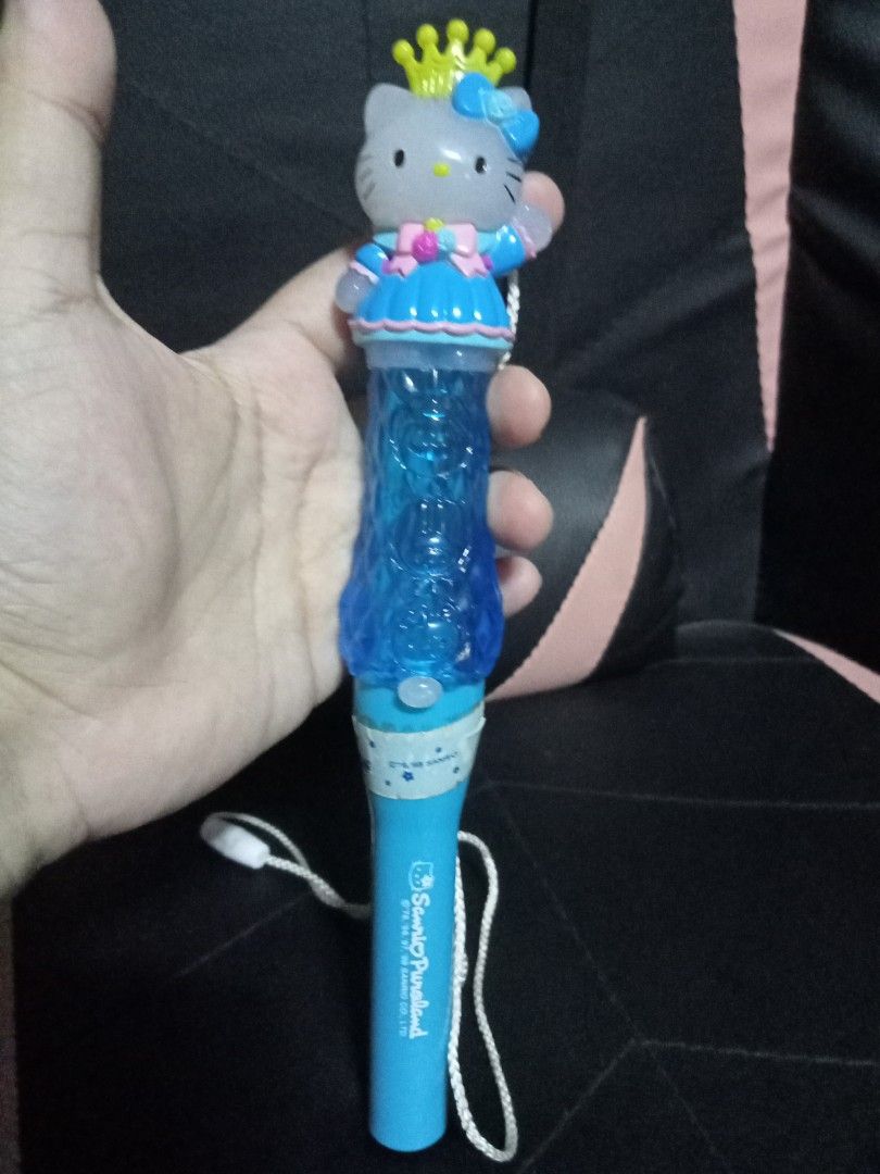 Hello kitty queen wand untested on Carousell