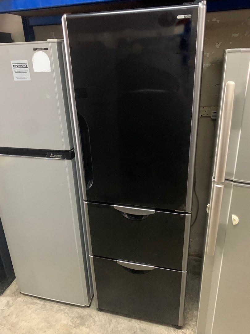 Hitachi 3Ticks 3Door Bottom Freezer Auto Icemaker Fridge, 365L, TV