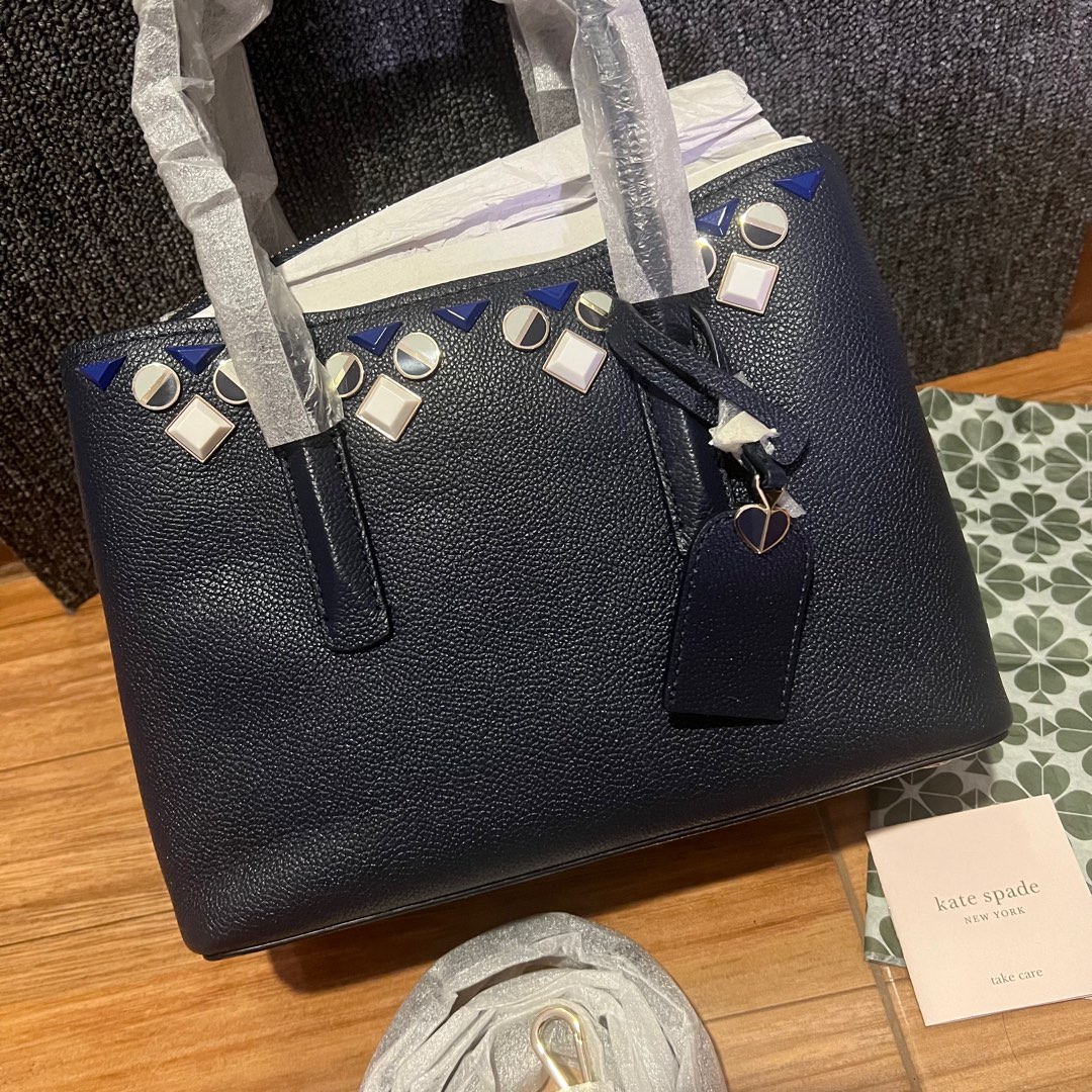 Preorder Kate Spade Carson Convertible Crossbody bag, Women's Fashion, Bags  & Wallets, Cross-body Bags on Carousell