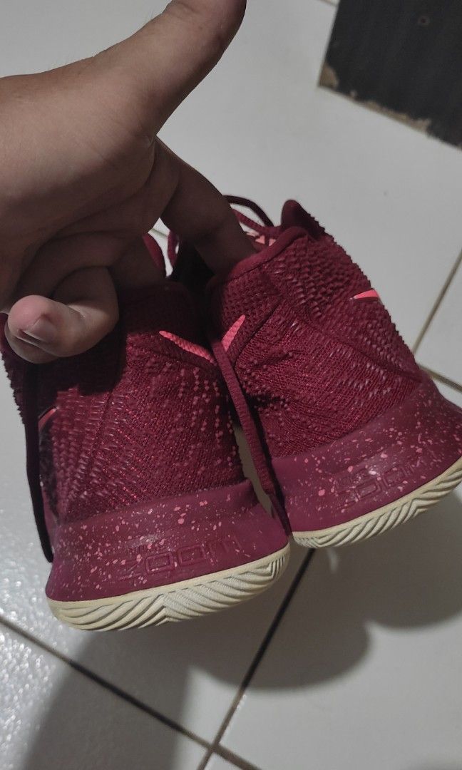 Kyrie 5 maroon shop