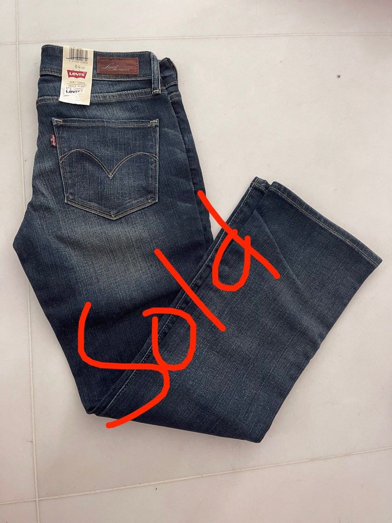 Levi s size 25 Authentic Women s Fashion Bottoms Jeans
