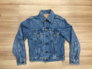(Category: ) located in . Submitted by Barang_Lama (Listing ID 1233309608, Image 1). Description: .