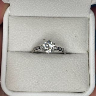 (Category: ) located in . Submitted by cherryyou9668 (Listing ID 1233277597, Image 1). Description: .