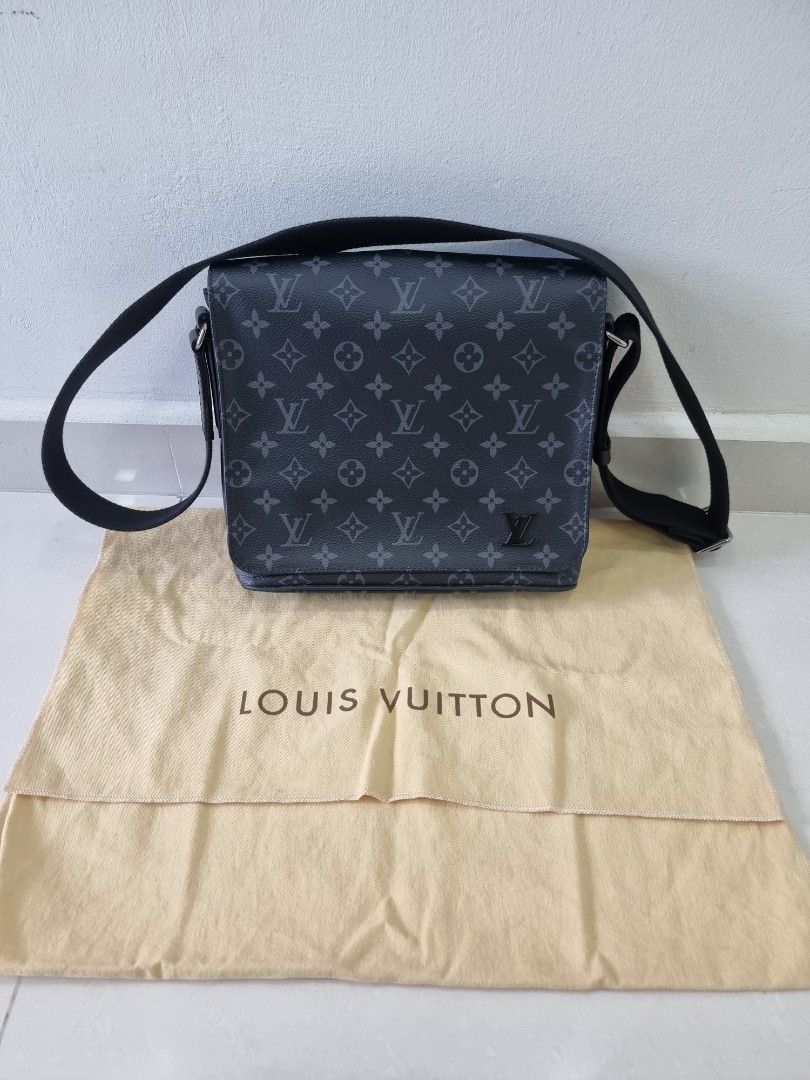 Louis Vuitton District PM Messenger Bag, Luxury, Bags & Wallets on Carousell