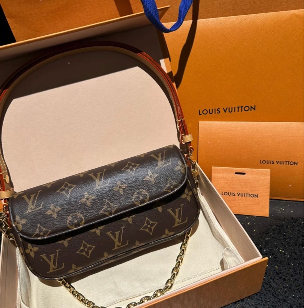 LOUIS VUITTON LV Ivy Wallet on Chain WOC Monogram Empreinte Black Leather  100% Authentic, Fesyen Wanita, Tas & Dompet di Carousell