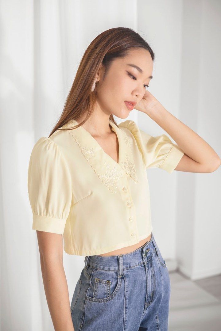 COMFORT ZONE SLOUCHY COLLAR TOP (OAT)