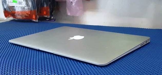 Macbook Air 13inch 8gbram 2016 Complete (Category: Laptops & Notebooks) located in Mandaluyong City. Submitted by mircomputer (Listing ID 1233258834, Image 3). Description: Macbook Air 13inch mfg 201 purchase 2016 Credit Card Payment Accepted specs: -Intel Core i5 1.8ghz processor -8.0gig DDR Ram -1.5GB Intel iris Pro VideoCard -128GB SSD Superdrive -Airport Extreme Wifi N -Built in HD Webcam -8in1 Card reader -Bluetooth -13inch Full HD Widescree