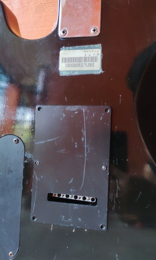 Mad axe by Aria pro II SLST 3BK on Carousell