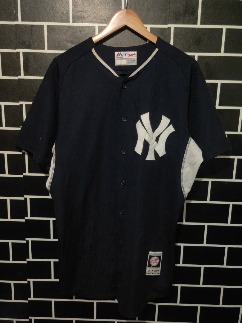 MLB NY YANKEES JERSEY UNIFORM Majestic YOUTH SIZE XL, Men's Fashion, Tops &  Sets, Tshirts & Polo Shirts on Carousell