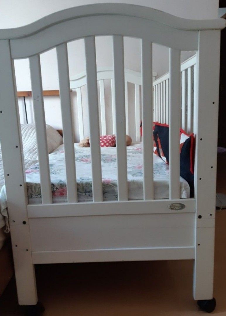 MaMa Love White Baby Cot, Babies & Kids, Baby Nursery & Kids Furniture, Cots & Cribs on Carousell