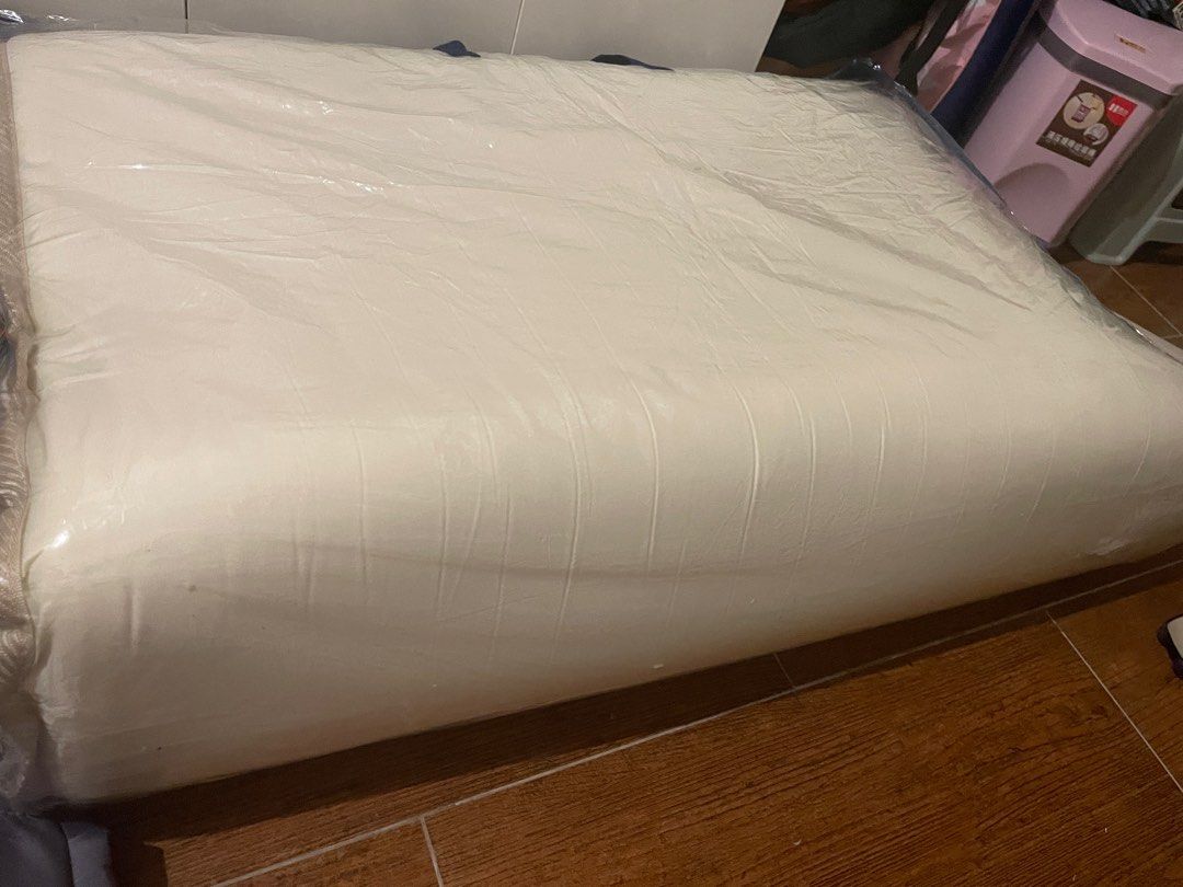 Mandaue Foam Memory Topper 2x36x75, Furniture & Home Living, Furniture