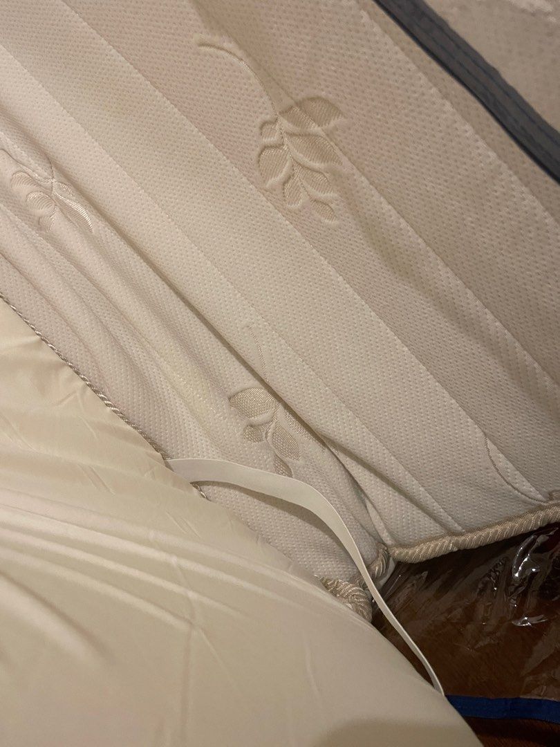 Mandaue Foam Memory Topper 2x36x75, Furniture & Home Living, Furniture