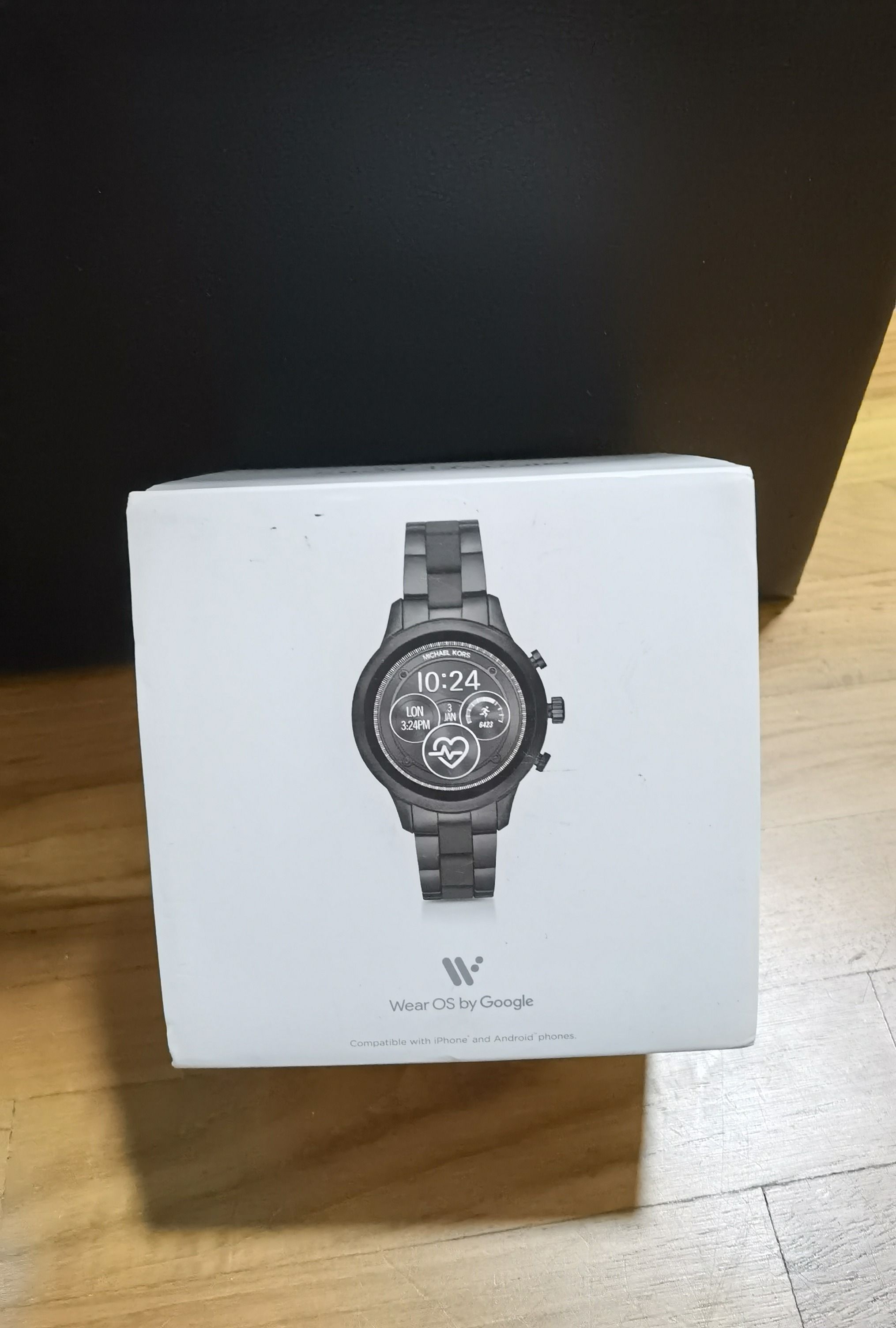 Iphone michael hotsell kors smartwatch