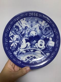 Mickey Mouse and Minnie Mouse deco plate 2016