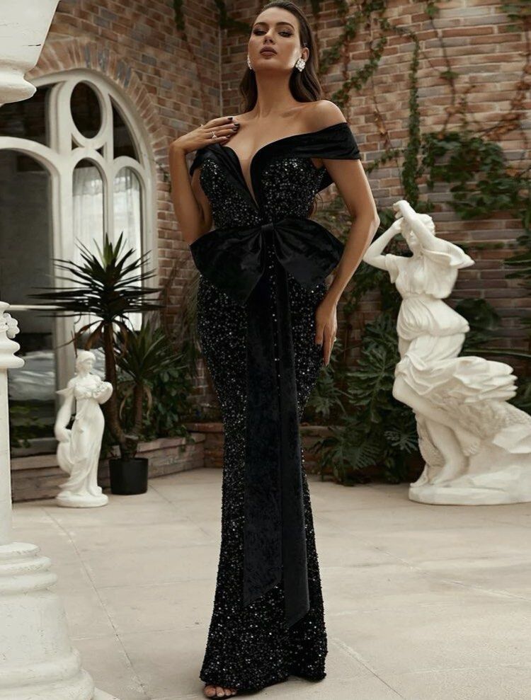 One shoulder belted store fishtail evening dress