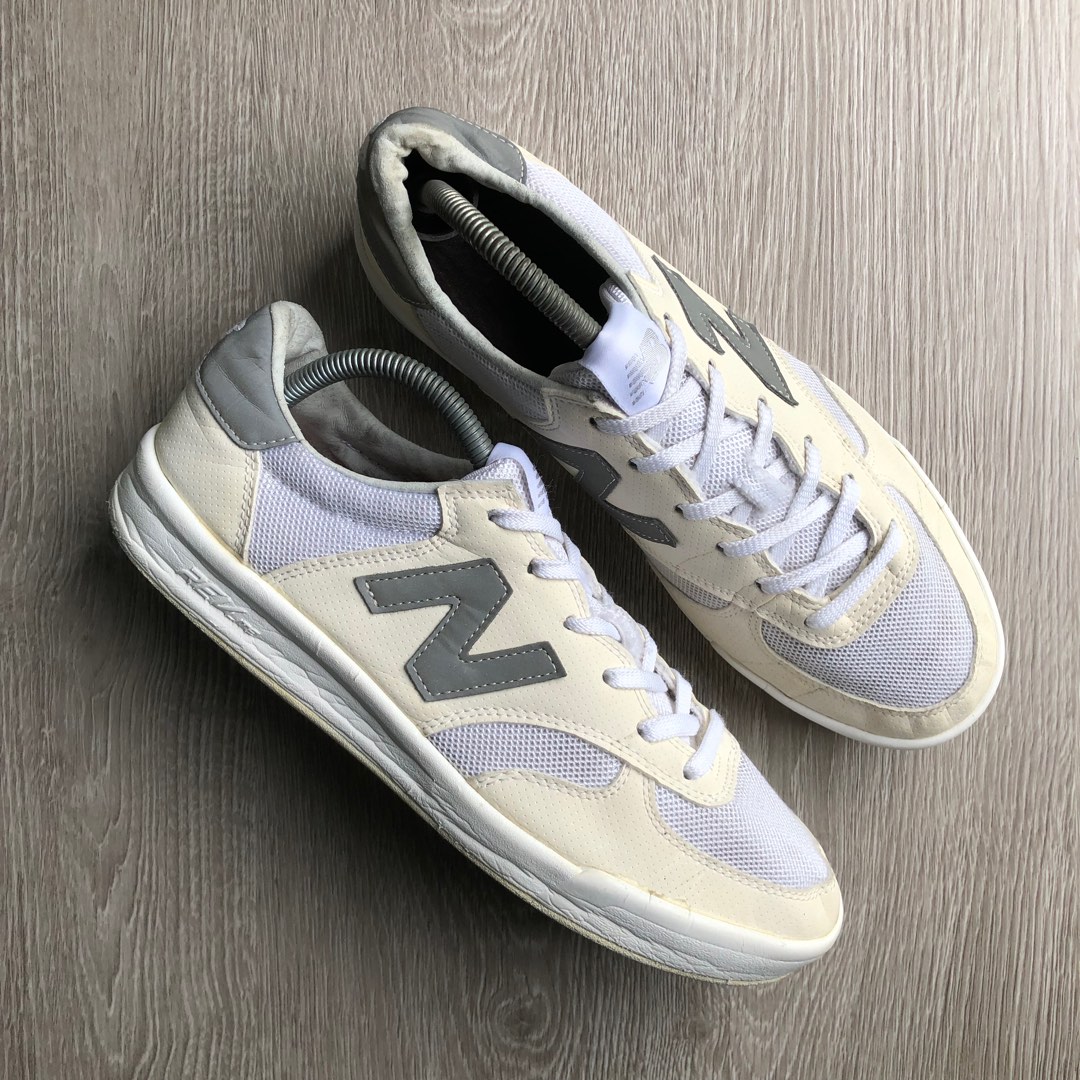 NEW BALANCE 300 8.5 uk Men s Fashion Footwear Sneakers on
