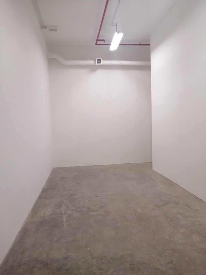 (Category: ) located in . Submitted by performanceholdings (Listing ID 1233275998, Image 1). Description: .