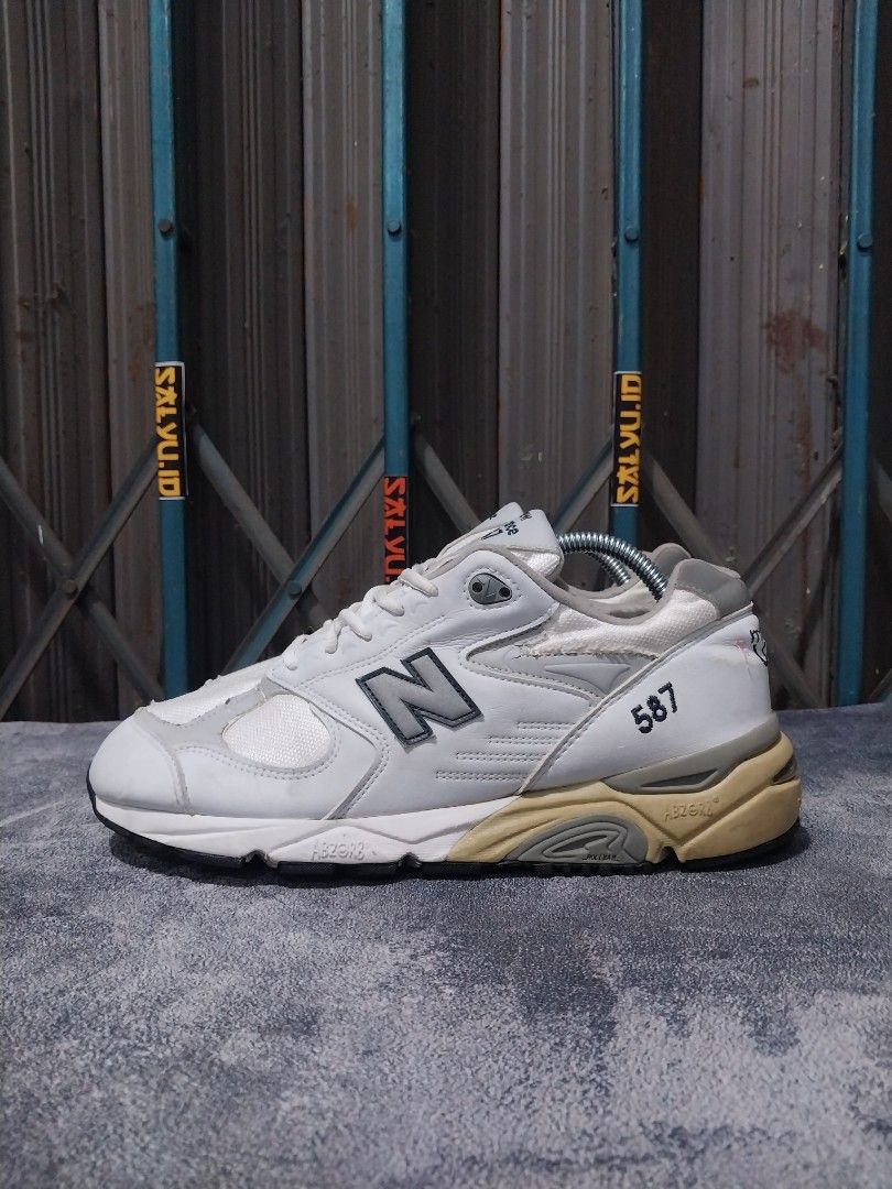 NEWBALANCE 587 USA Fesyen Pria Sepatu Sneakers di Carousell