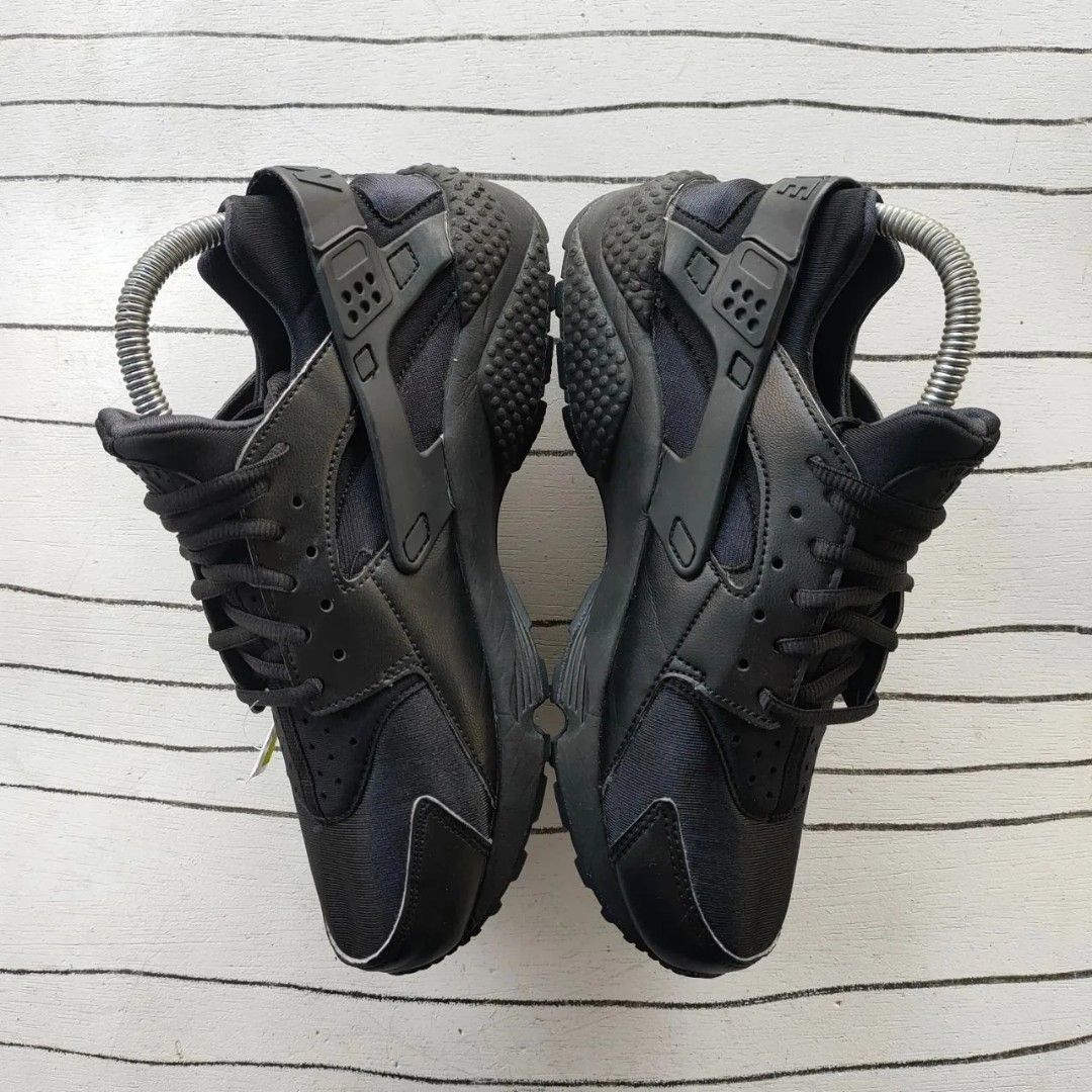 Black huaraches hot sale 6.5