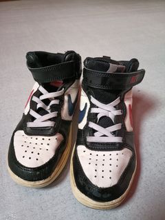 Nike kids shoes