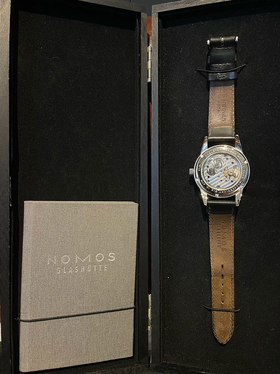 Nomos club dunkel 704 best sale