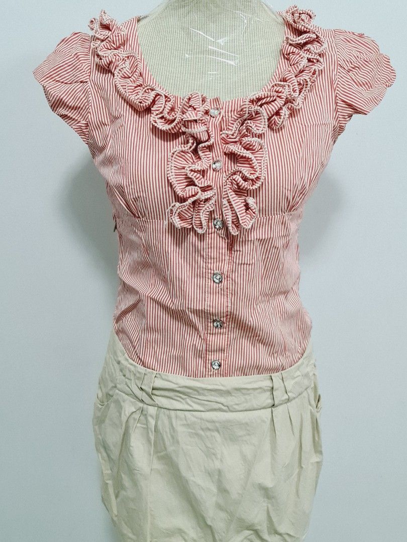 Office formal vintage coordinate dress (Category: Dresses) located in San Marcelino. Submitted by thriftolshoppiness (Listing ID 1233236941, Image 2). Description: S-M.