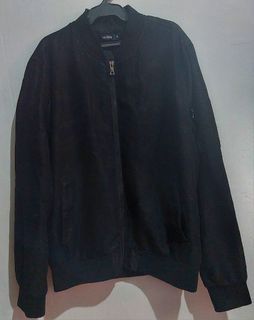 Preloved folded&hung black jacket