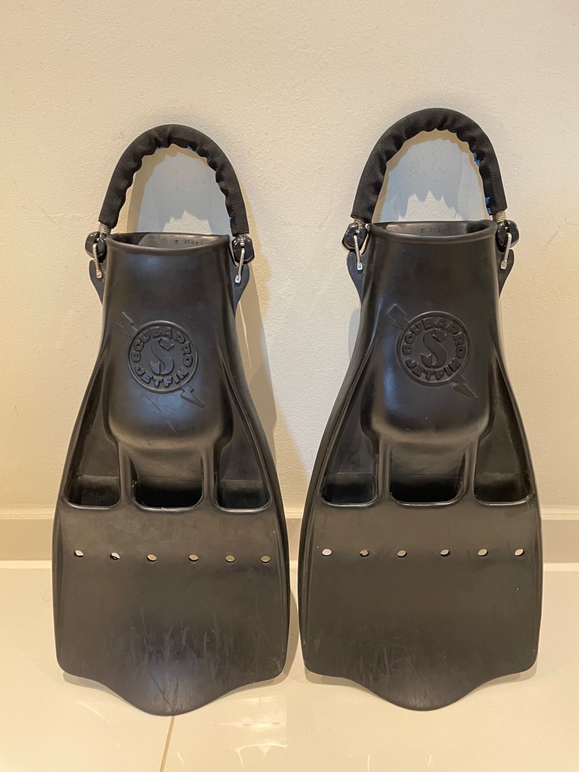 Rare Made in USA ScubaPro Jet Fins Large, Sports Equipment, Other