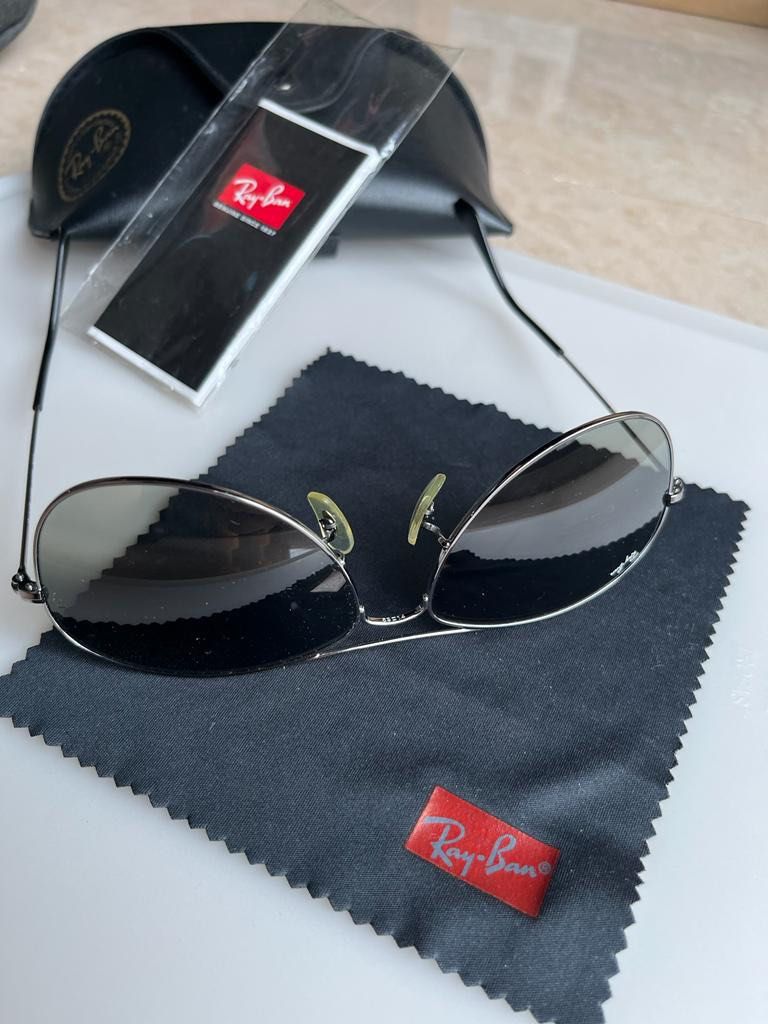 Mens Cockpit Sunglasses by Ray Ban 805289270836 | World of Watches