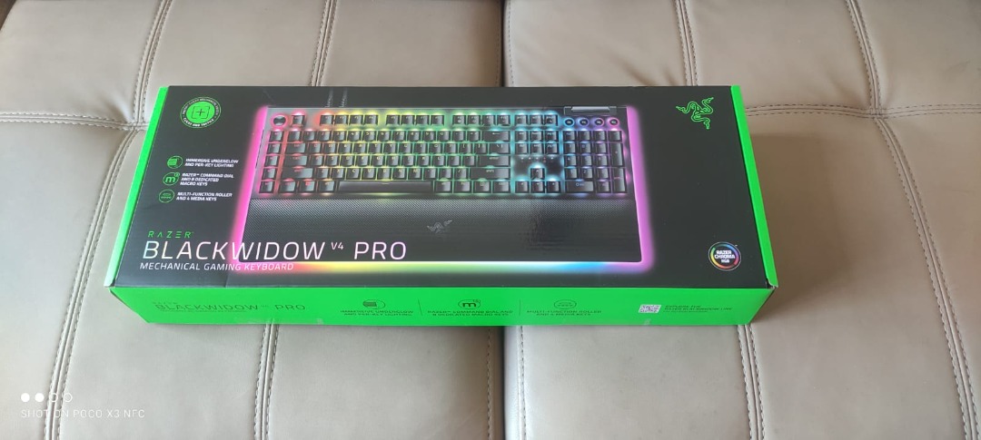 RAZER BlackWidow V4 PRO Full WIRED Mechanical Gaming Keyboard with ...