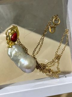 Real White Baroque Pearl