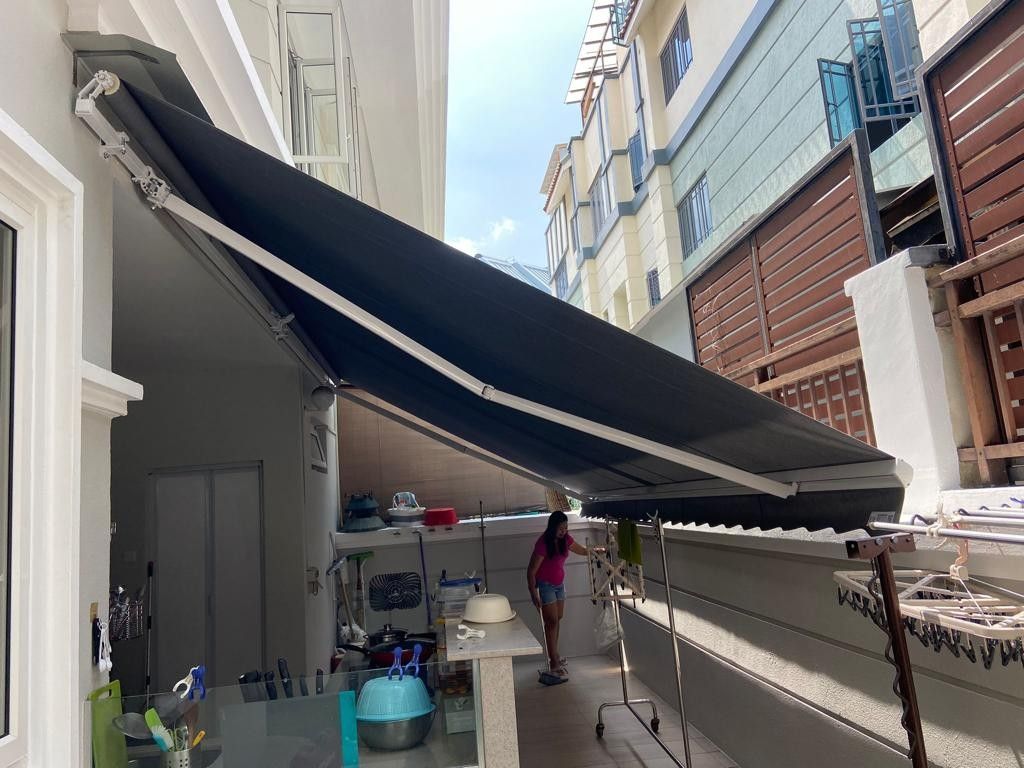 Retractable Awning Singapore 1 Year Warranty Shade Shelter Home Shop