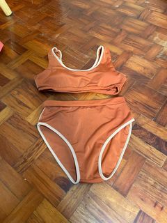 (Category: ) located in . Submitted by cbsells (Listing ID 1233220133, Image 1). Description: .