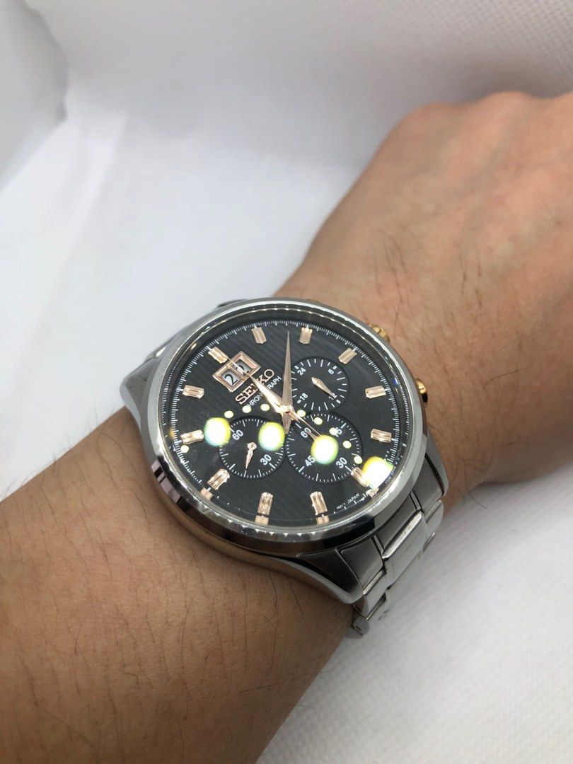 Seiko chronograph 42mm deals