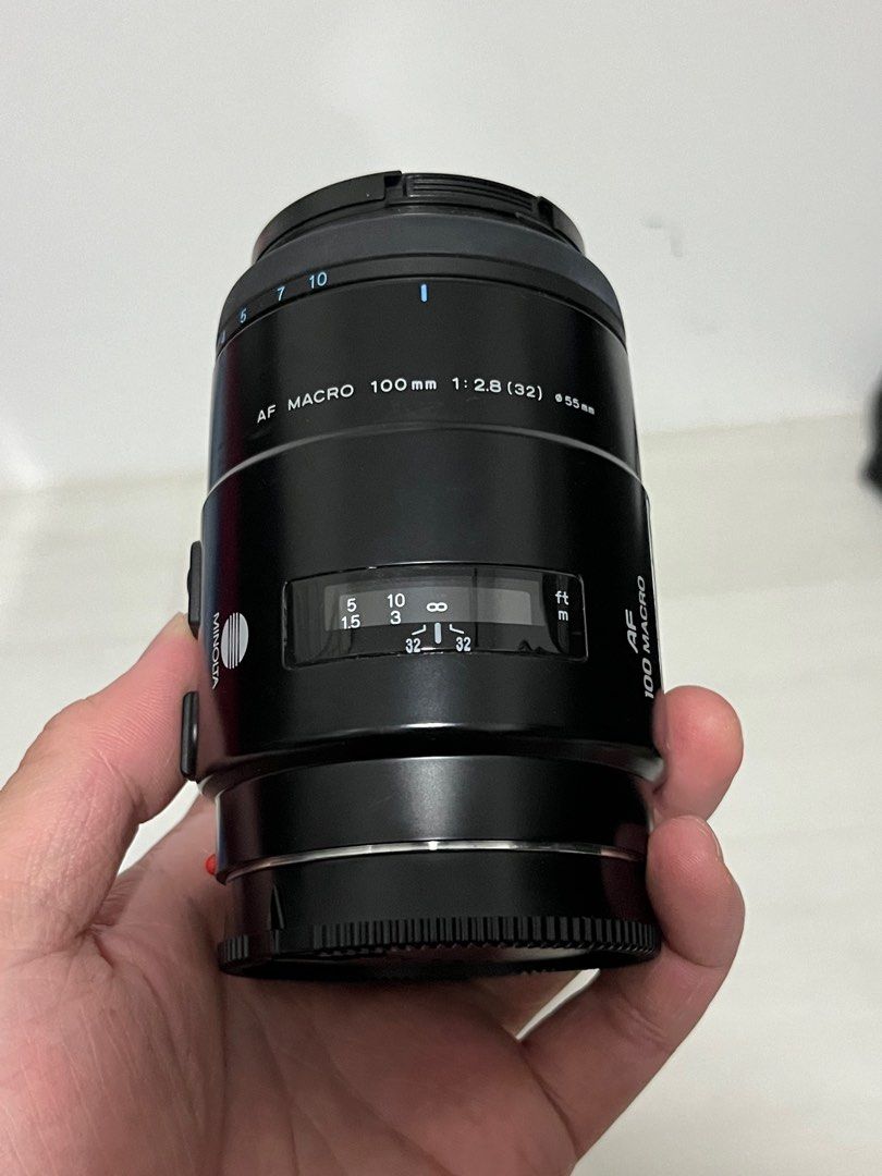 Sony Milnota 100mm AF Macro, Photography, Lens & Kits on Carousell