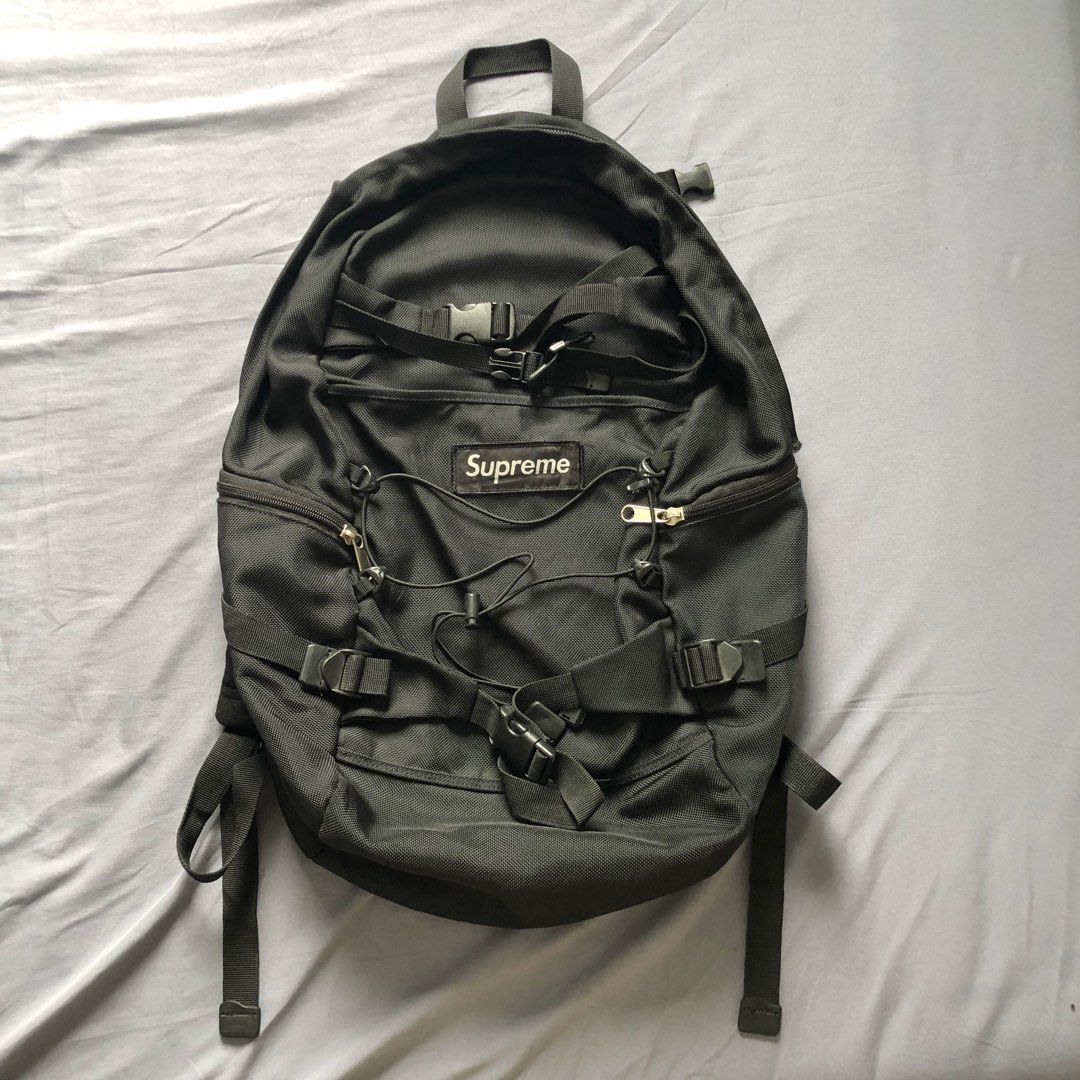 Supreme new york discount backpack