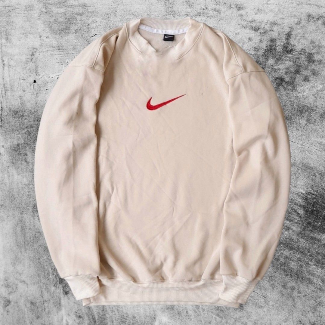 Sweater Crewneck Nike Center Logo Swoosh Cream, Fesyen Pria