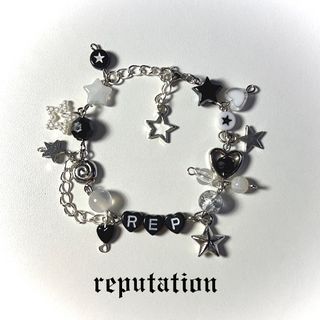 TAYLOR SWIFT Reputation Inspired Themed Wire Beaded Bracelet Jewelry Black and White
