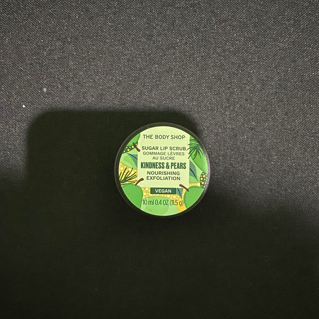The Body Shop Kindness & Pear Lip Scrub on Carousell