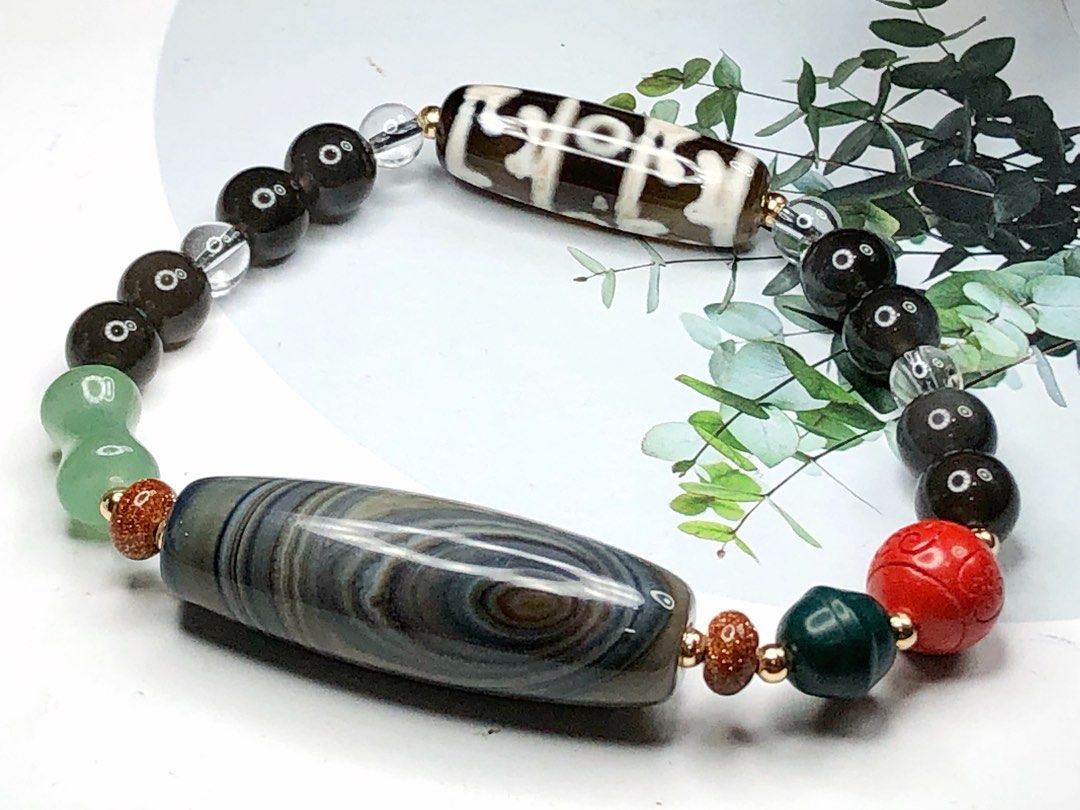 西蔵天珠　the dzi beads of tibet 希少