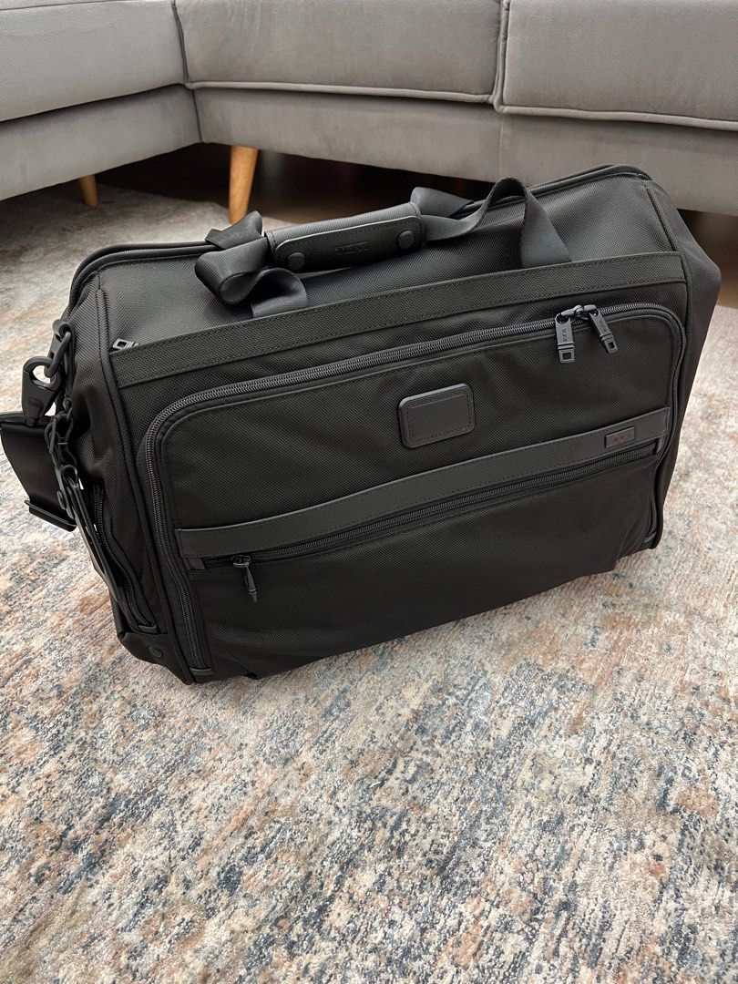 Tumi alpha 2 framed soft clearance duffel