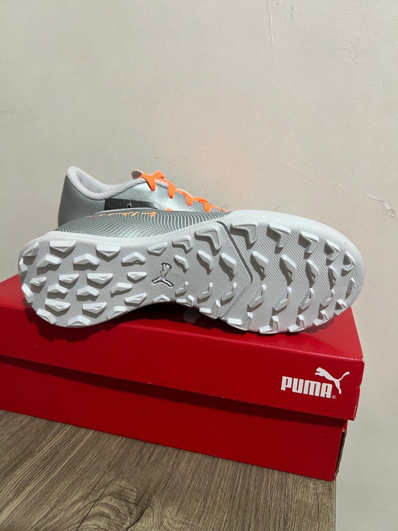 turf-shoes-on-carousell