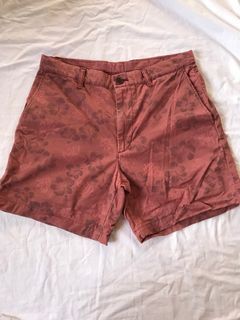 Uniqlo Printed Maroon Shorts (Men’s)