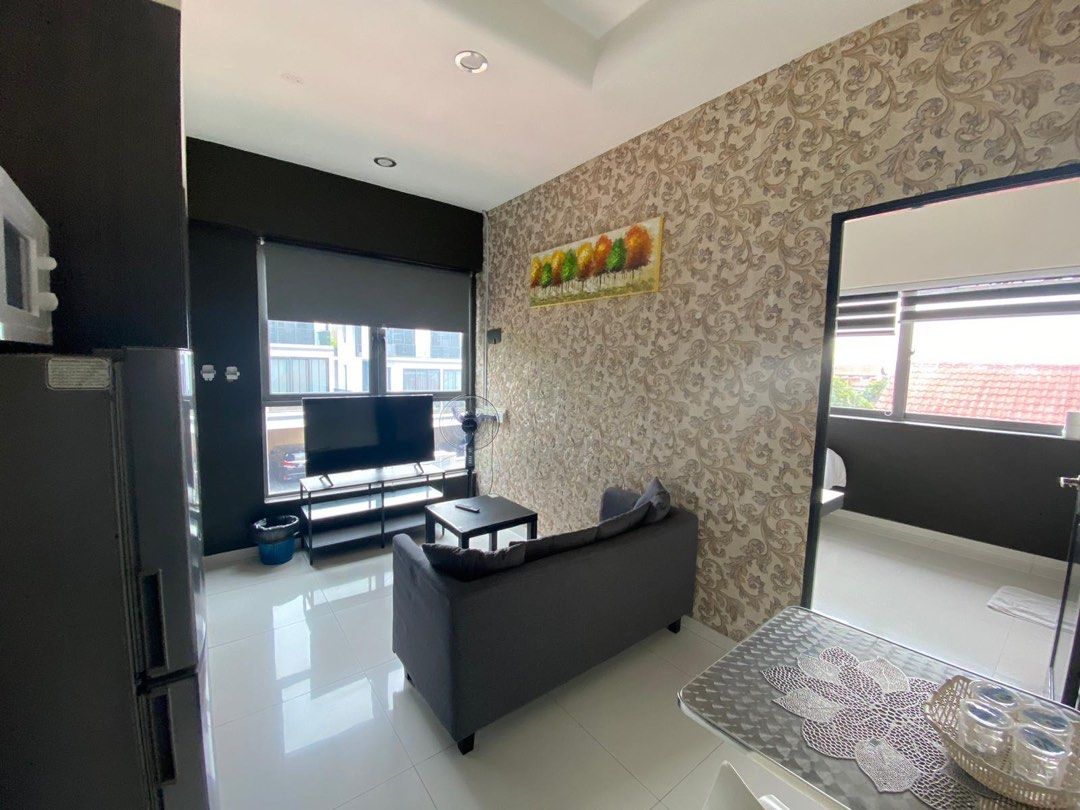 Unit near Serangoon mrt, Property, Rentals, Condos & ECs on Carousell