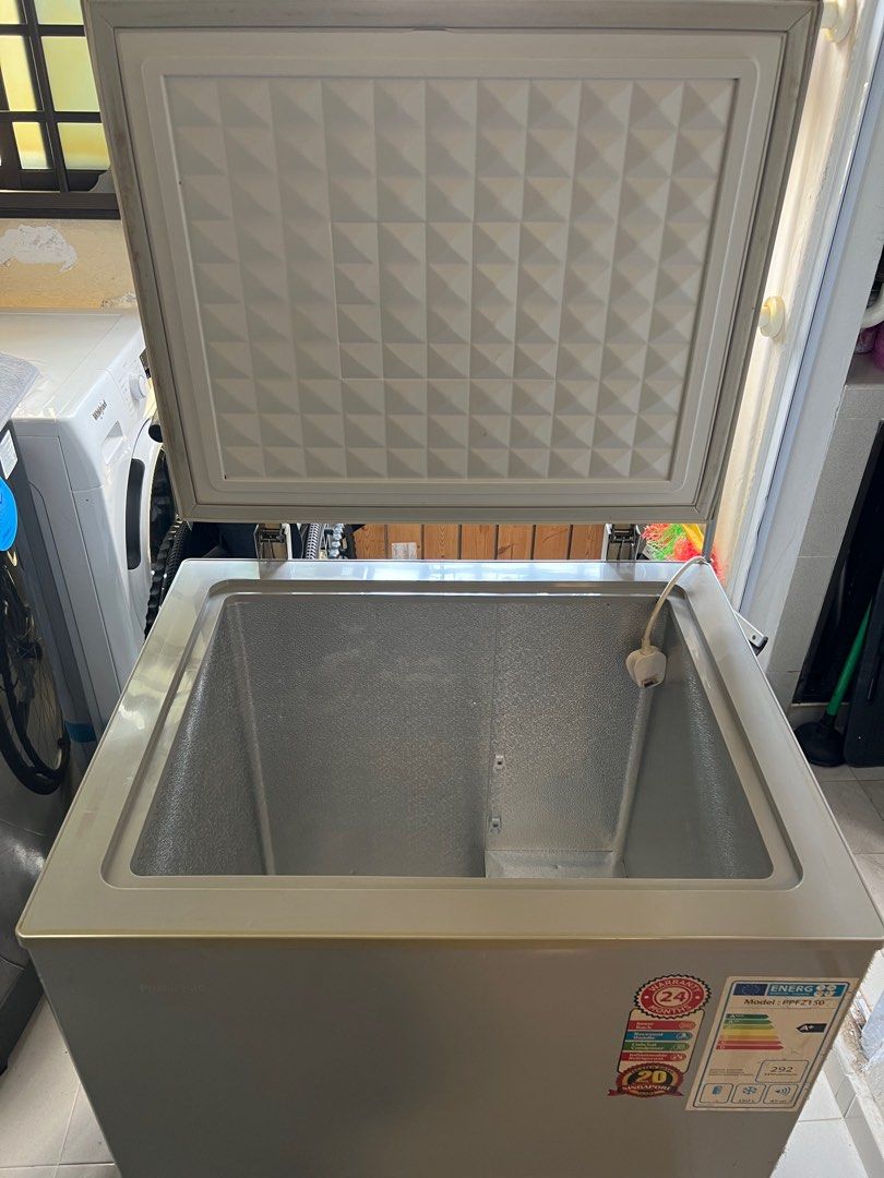 Used chest freezer, TV & Home Appliances, Kitchen Appliances