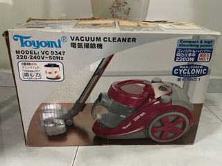 Vacuum cleaner toyomi